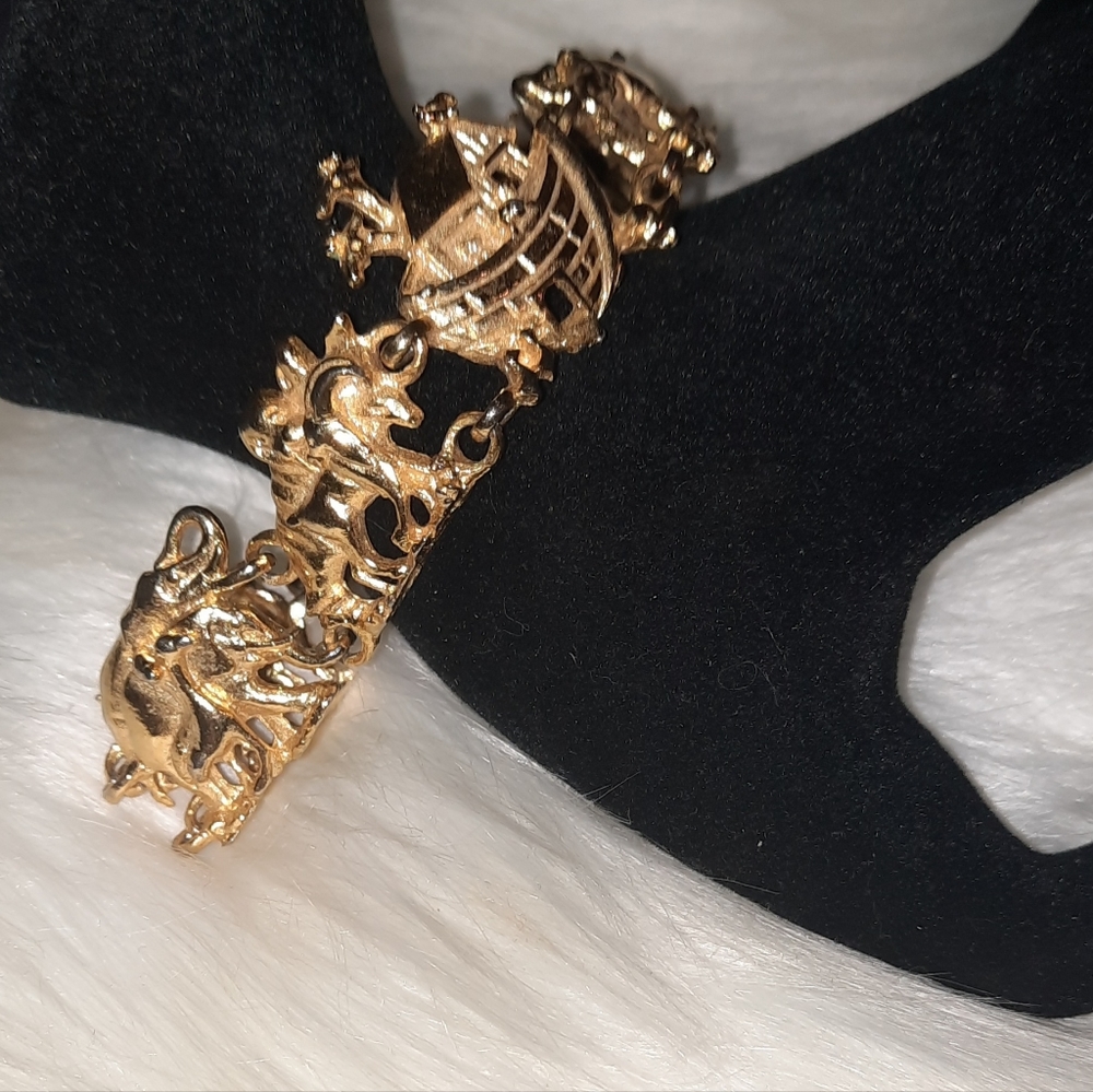 Noah's Ark Gold Colored Link Bracelet panel figural ark and animal vintage - Picture 9 of 14